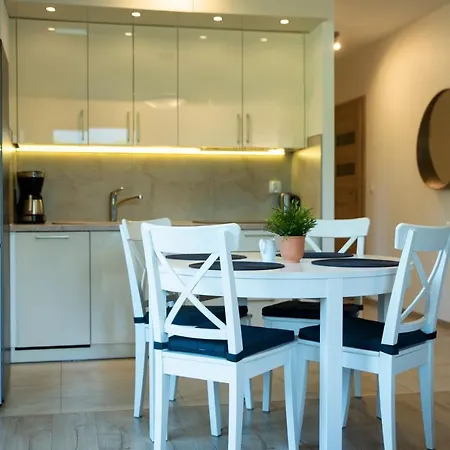 Family - W Dolinie Szczęścia Apartamentowiec Bawaria Apartament Szklarska Poręba