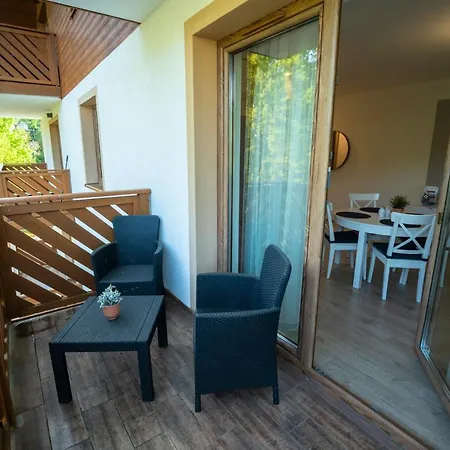 Lägenhet Family - W Dolinie Szczescia Apartamentowiec Bawaria